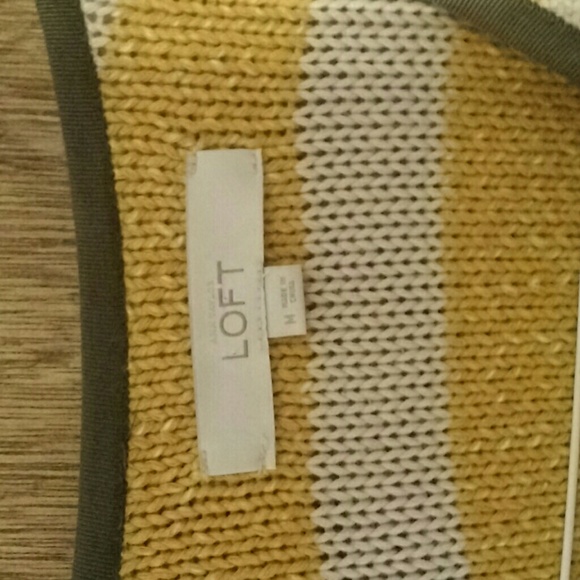 Loft ladies sweater size m - Picture 2 of 3